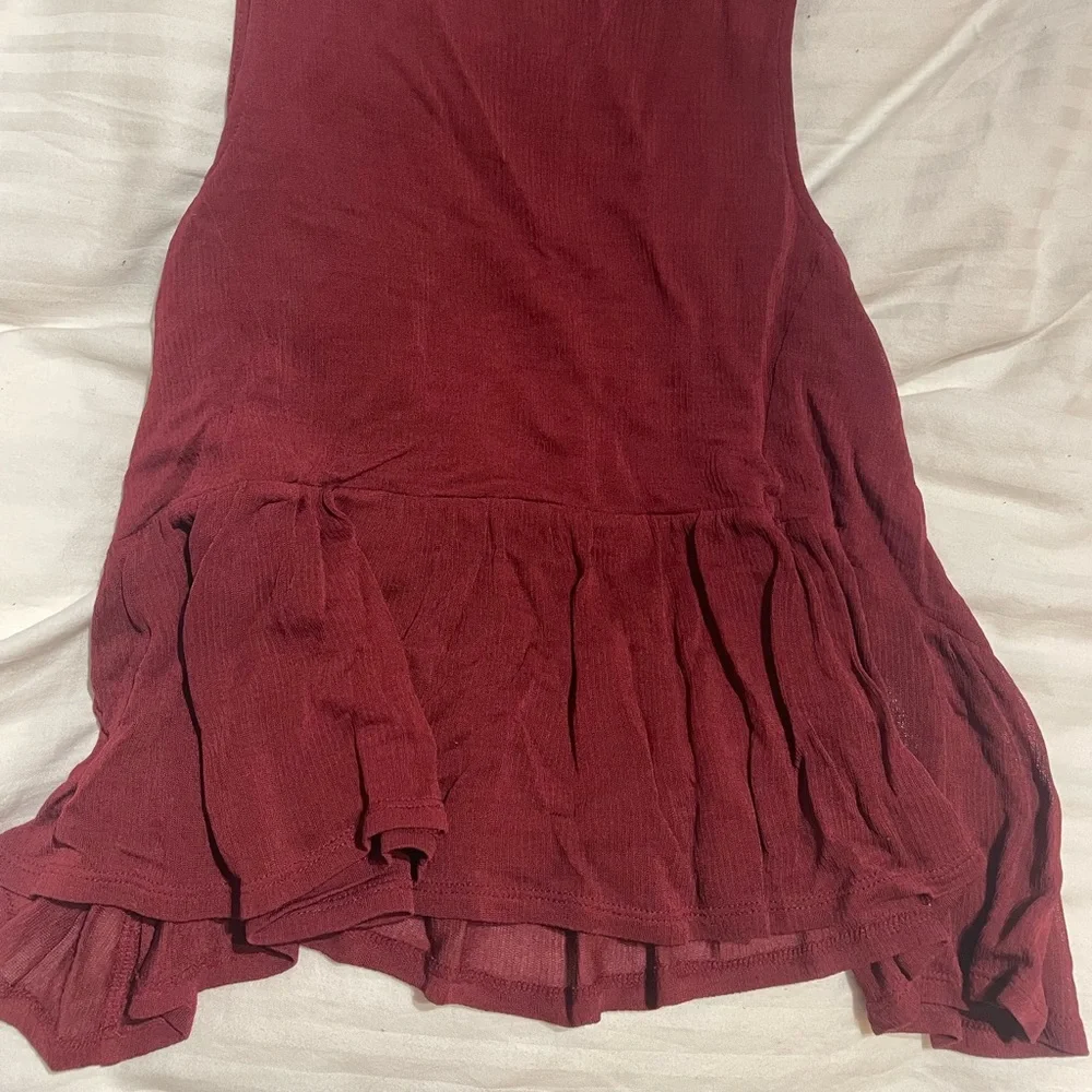 Flowy Tank🌸 - Picture 3 of 4